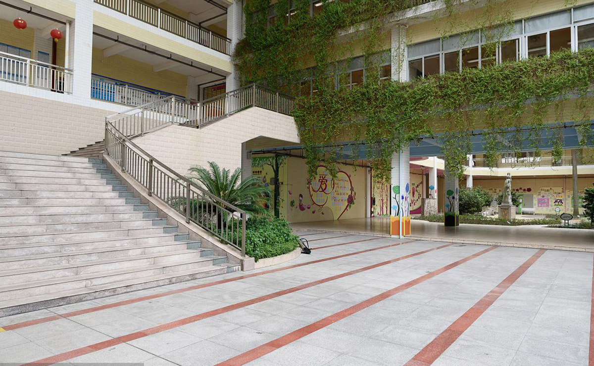 学校